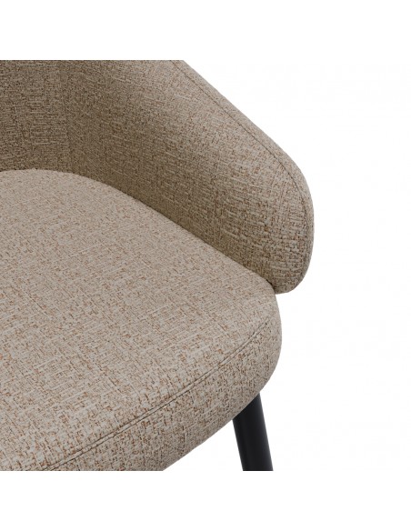 Silla MIRA tapizada de diseño moderno con brazos envolventes