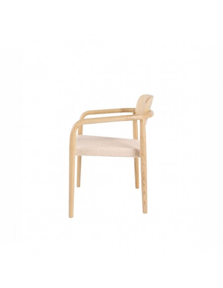 Cadeira de estilo mediterrânico com braços GOYA, carvalho claro e corda bege.