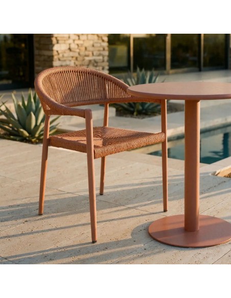 Silla apilable de exterior LIVADYA de aluminio con brazos