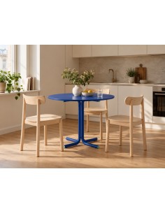 Teulat Passamà 70 Mesa de cozinha redonda em azul Klein e... 2