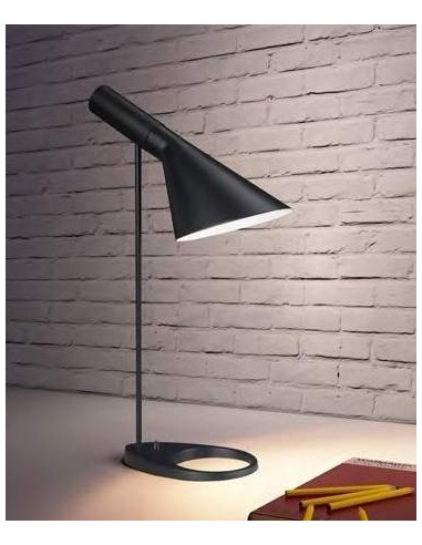 CANDEEIRO DE MESA JACOBSEN, PRETO